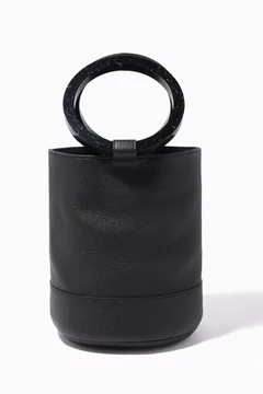 أسود