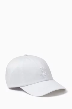 أبيض