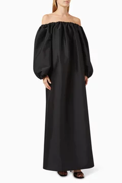 أسود