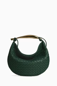 ‮يميرالد غرين‬