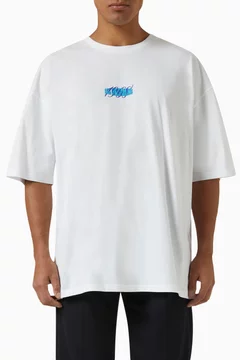 أبيض