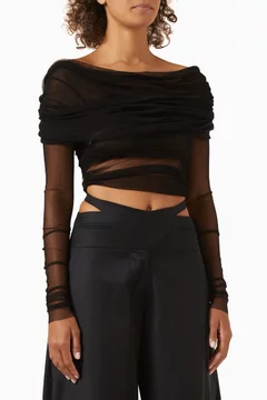 أسود