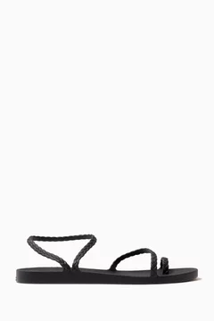 أسود