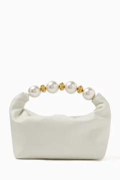 أبيض