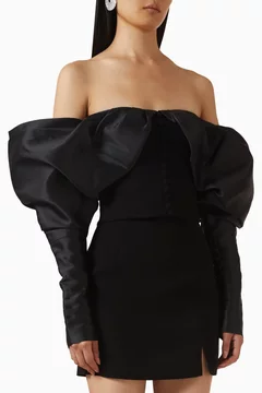 أسود