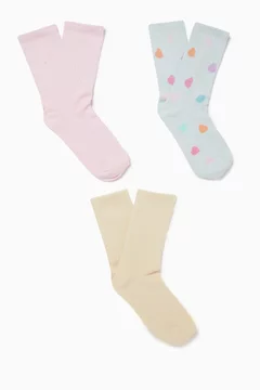 أصفر باهت متعدد