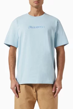 أزرق