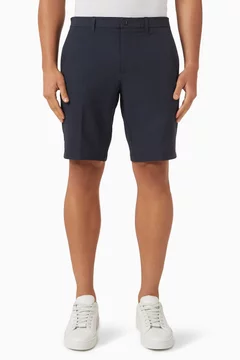 أزرق
