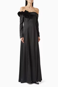 أسود