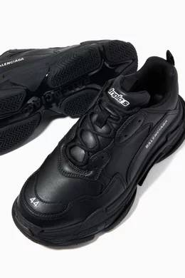 Balenciaga triple s black replica discount