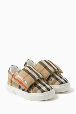 Burberry shop shoes qatar