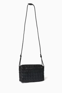 ショルダーバッグ・ポシェット Bottega Veneta LOOP EAST WEST CROSSBODY BAG Bottega Veneta East/West Loop Camera Bag | REVERSIBLE
