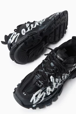 【関税＆送料込み】Balenciaga Track Signature Low-Top Sneak Balenciaga Track Signature sneakers for Men - Black in UAE