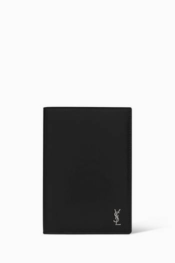 Tiny Cassandre Passport Case in Leather