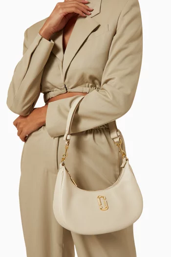 The Curve Shoulder Bag in Leather