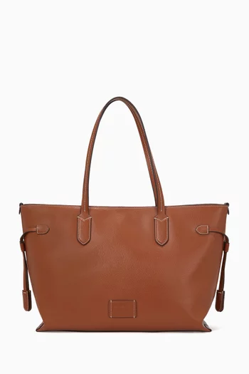 x Amber Valletta Tote Bag in MIRUM® Faux Leather