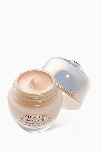 Rose 2 Future Solution LX Total Radiance Foundation SPF 15, 30ml     
