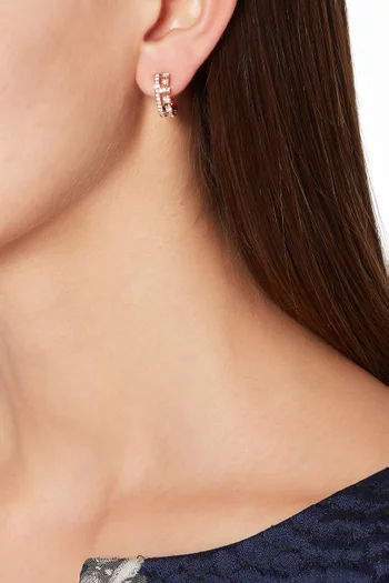 أقراط أفنيوز مرصعة بالماس ذهب وردي