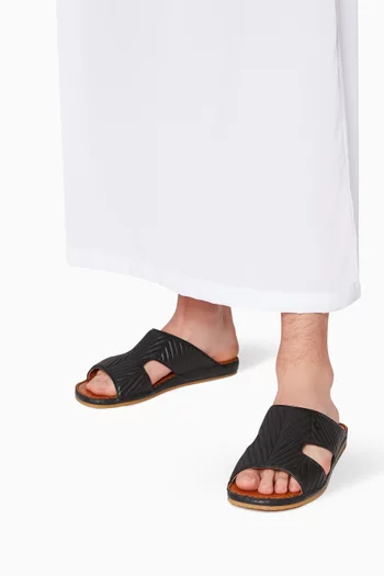 حذاء مفتوح ويسترن أركا جلد ماعز مبطن بخطوط شيفرون متعرجة