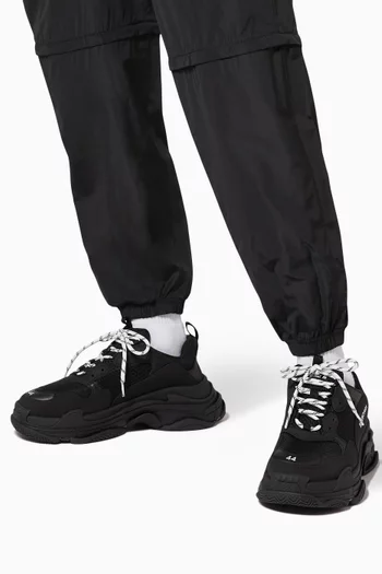 سنيكرز جلد وقماش شبكي بعبارة Triple S