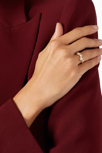 Starburst Cluster Band Ring with Pavé Diamonds 18kt Yellow Gold    