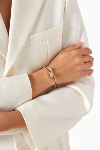 سوار كليو مرصع بالماس ذهب وردي عيار 18