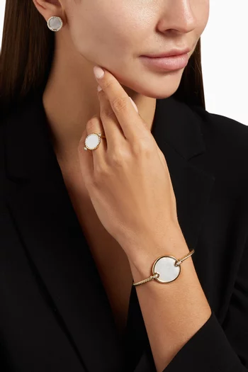 DY Elements® Button Earrings with Mother of Pearl & Pavé Diamonds in 18kt Yellow Gold