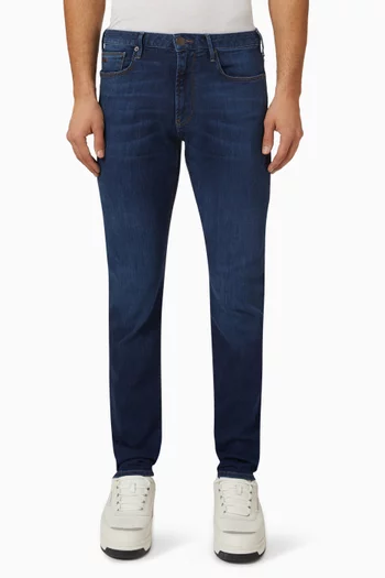 J06 Slim-fit Jeans