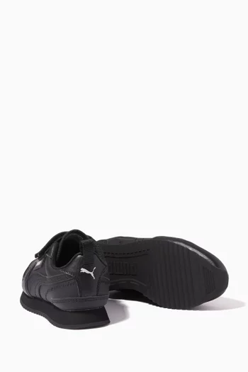 R78 Sneakers  
