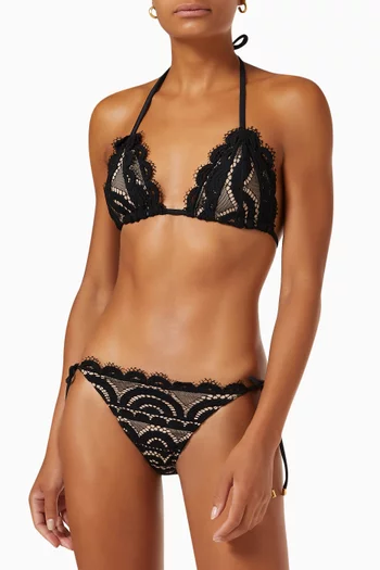 قطعة بيكيني سفلية بأربطة دانتيل