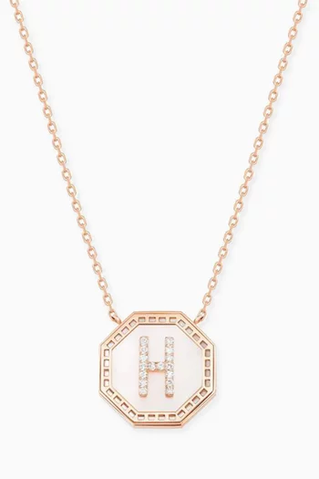 قلادة حرف تراث بدلاية حرف 'A' مرصع بالماس ذهب وردي عيار 18