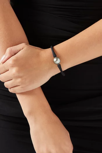 Pearl Bracelet in Rubber