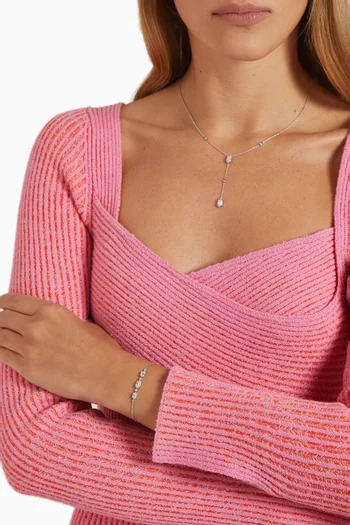 قلادة القصر بسلسلة متدلية وحلي مستطيلة مرصعة بالماس ذهب أبيض عيار 18