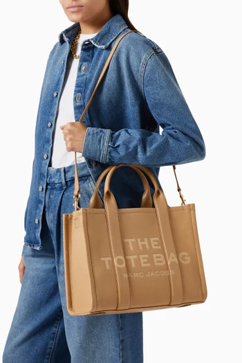 The Medium Traveler Tote Bag in Cow Leather