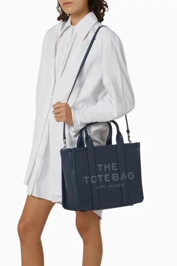 The Medium Traveler Tote Bag in Cow Leather