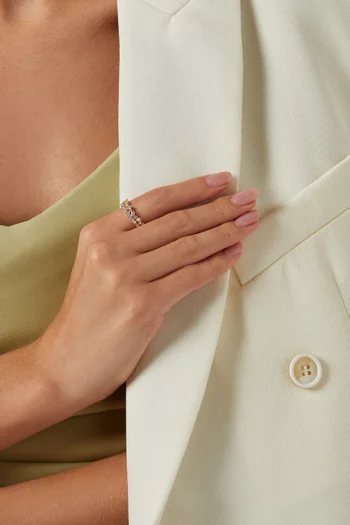 Diamond Ring in 18kt Yellow Gold