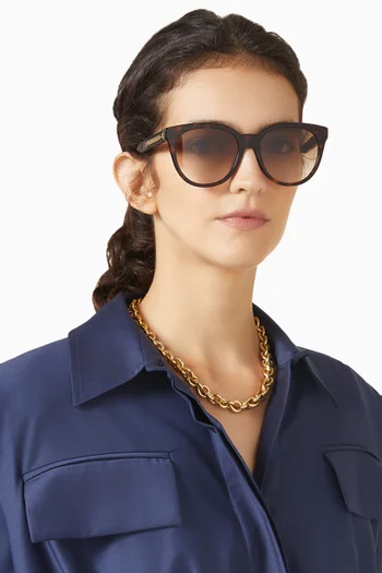 نظارة شمسية بتصميم بيضاوي بإطار أسيتات حيوي