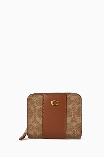 محفظة ثنائية الطي مقسمة بألوان قنب بشعار الماركة