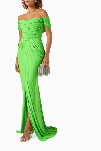 فستان سهرة بأكتاف مكشوفة