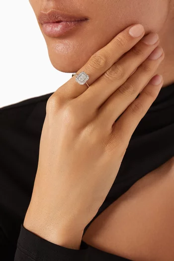 Illusion Emerald Diamond Ring in 18kt White Gold