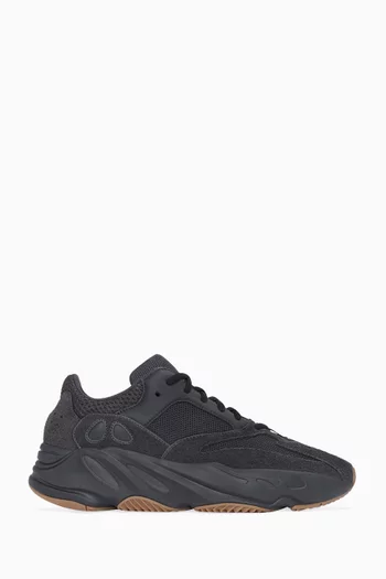 YEEZY BOOST 700 Low-top Sneakers in Mesh & Leather