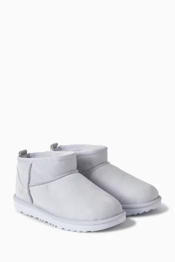 حذاء بوت كلاسيك قصير للغاية شمواه