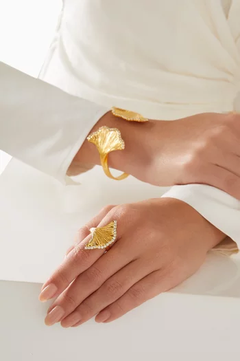 Enchanted Flora Bracelet in Gold-plated Brass