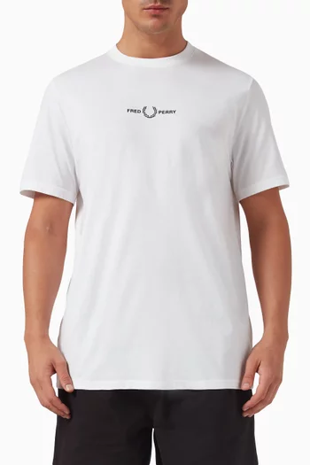 تي شيرت بتطريز شعار الماركة قطن