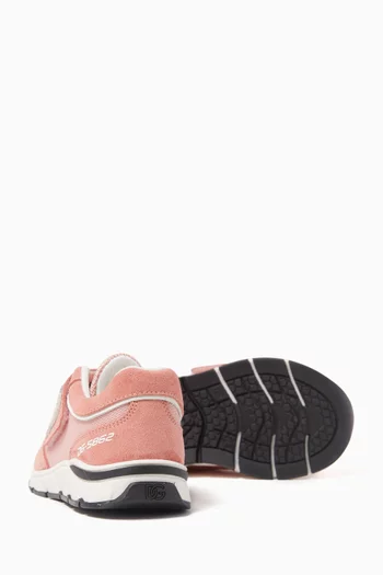 First Steps Sneakers in Mesh & Suede