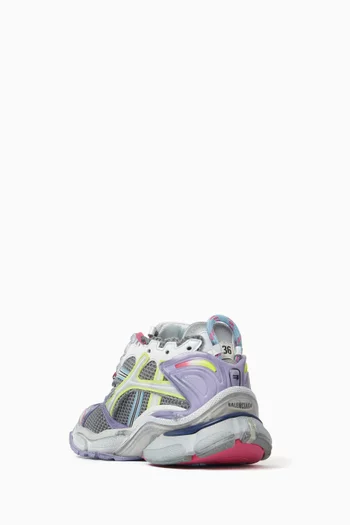 Runner Sneakers in Mesh & Nylon