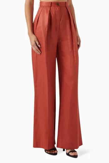 Pleated Pants in Linen