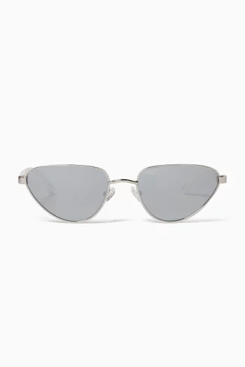 Cat-eye Sunglasses in Titanium