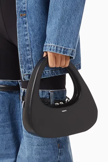 Baguette Swipe Bag in Calf Leather