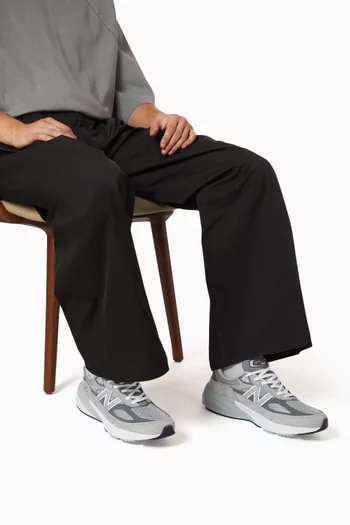 Made in USA 990v6 Sneakers in Suede & Mesh